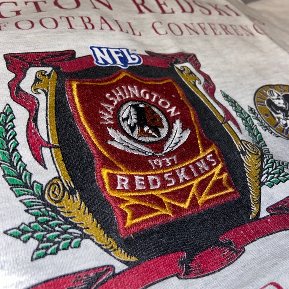 Vintage Embroidered Redskins T-Shirt - Picture 2 of 6
